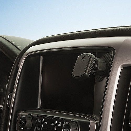 ����� ���� (�� ����) ������ ����� �� ����� ���� Magic Mount Dash ���� SCOSCHE (��� Version.2)