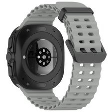 רצועת סיליקון מדגם Ocean Hole Dual Buckle Silicone Band מבית iBands (צבע Gray) לשעון חכם מדגם Samsung Galaxy Watch Ultra / Watch Ultra 2025 רצועת סיליקון מדגם Ocean Hole Dual Buckle Silicone Band מבית iBands (צבע Gray) לשעון חכם מדגם Samsung Galaxy Watch Ultra / Watch Ultra 2025