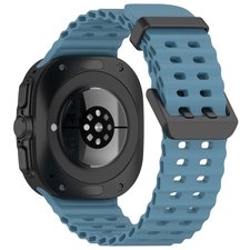 רצועת סיליקון מדגם Ocean Hole Dual Buckle Silicone Band מבית iBands (צבע Rock Blue) לשעון חכם מדגם Samsung Galaxy Watch Ultra / Watch Ultra 2025 רצועת סיליקון מדגם Ocean Hole Dual Buckle Silicone Band מבית iBands (צבע Rock Blue) לשעון חכם מדגם Samsung Galaxy Watch Ultra / Watch Ultra 2025